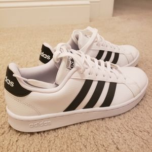 Adidas Grand Court Sneaker